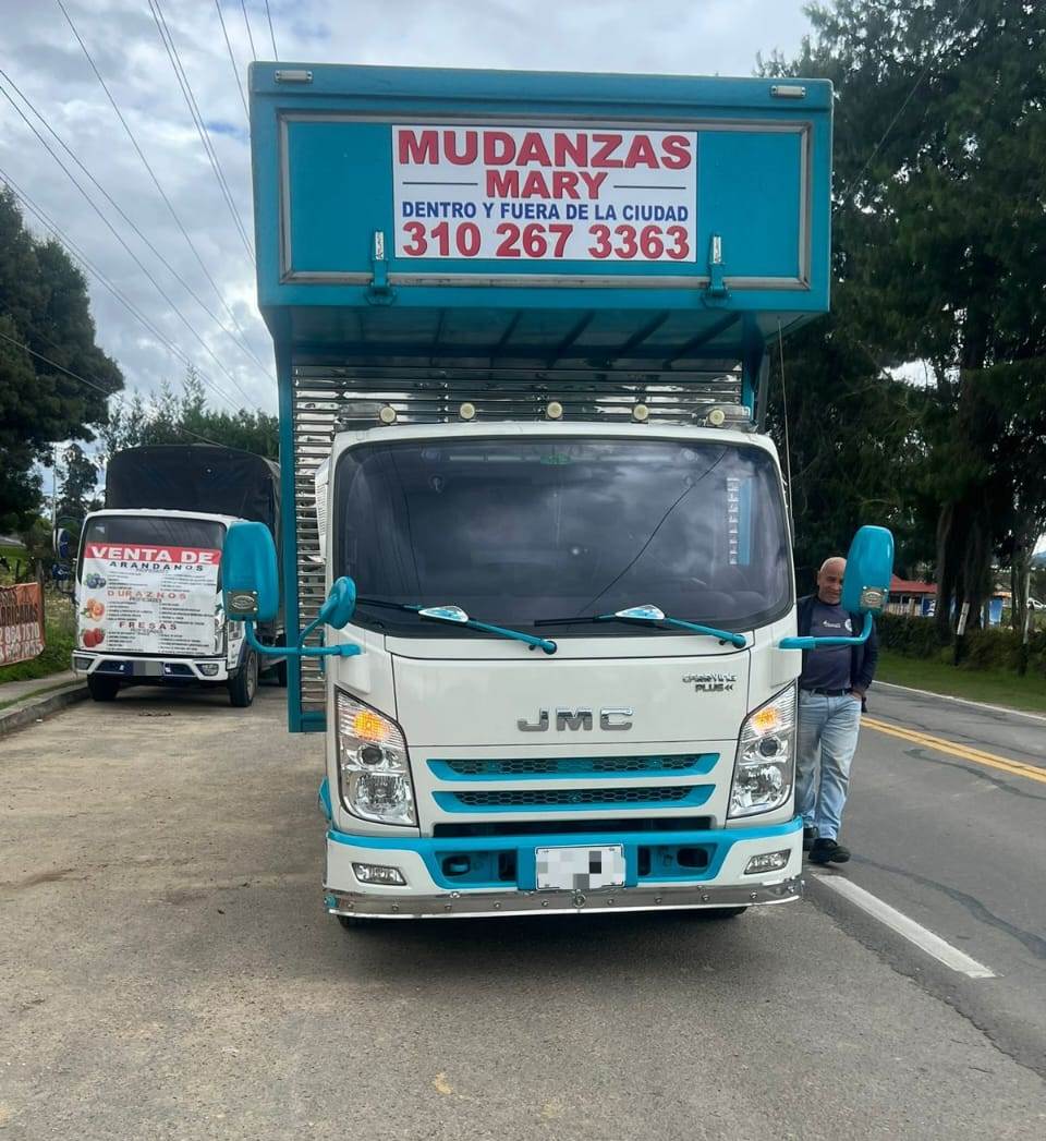 Profile image example